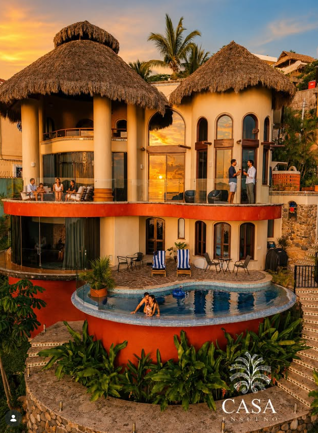 Sayulita’s premier luxury surf villa. Ocean views, private pool, open-air living, and concierge service. Ideal for families, weddings, wellness retreats, and remote work travelers.